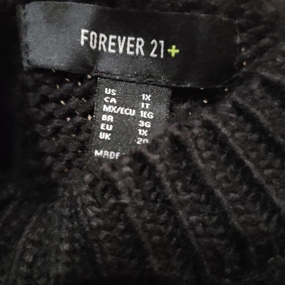 Forever 21 Black crewneck Sweater sz 1x - Picture 6 of 7